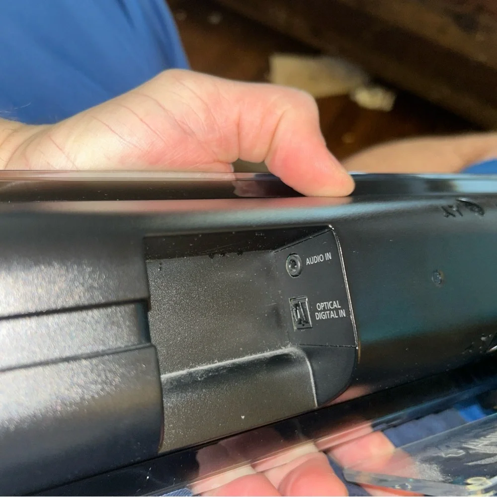 Samsung HT-WS1 Soundbar- *USED*EXCELLENT Working Condition (SOUND IS AMAZING!!)